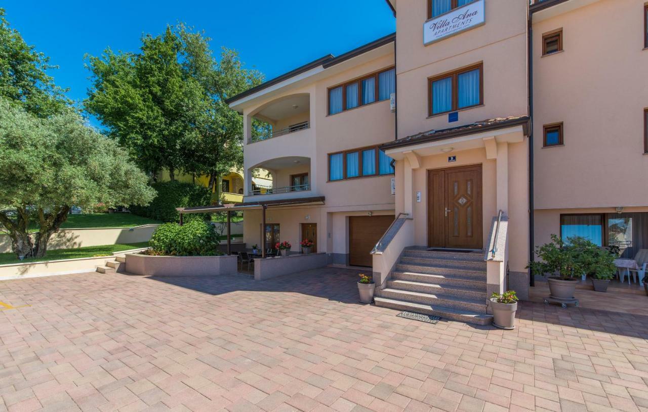 Apartments Villa Ana 波雷奇 外观 照片